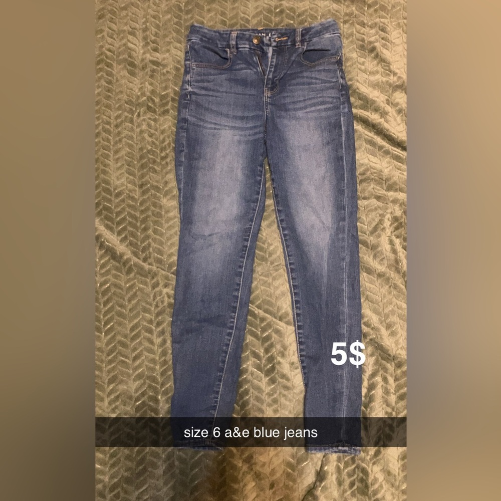 American eagle blue jeans